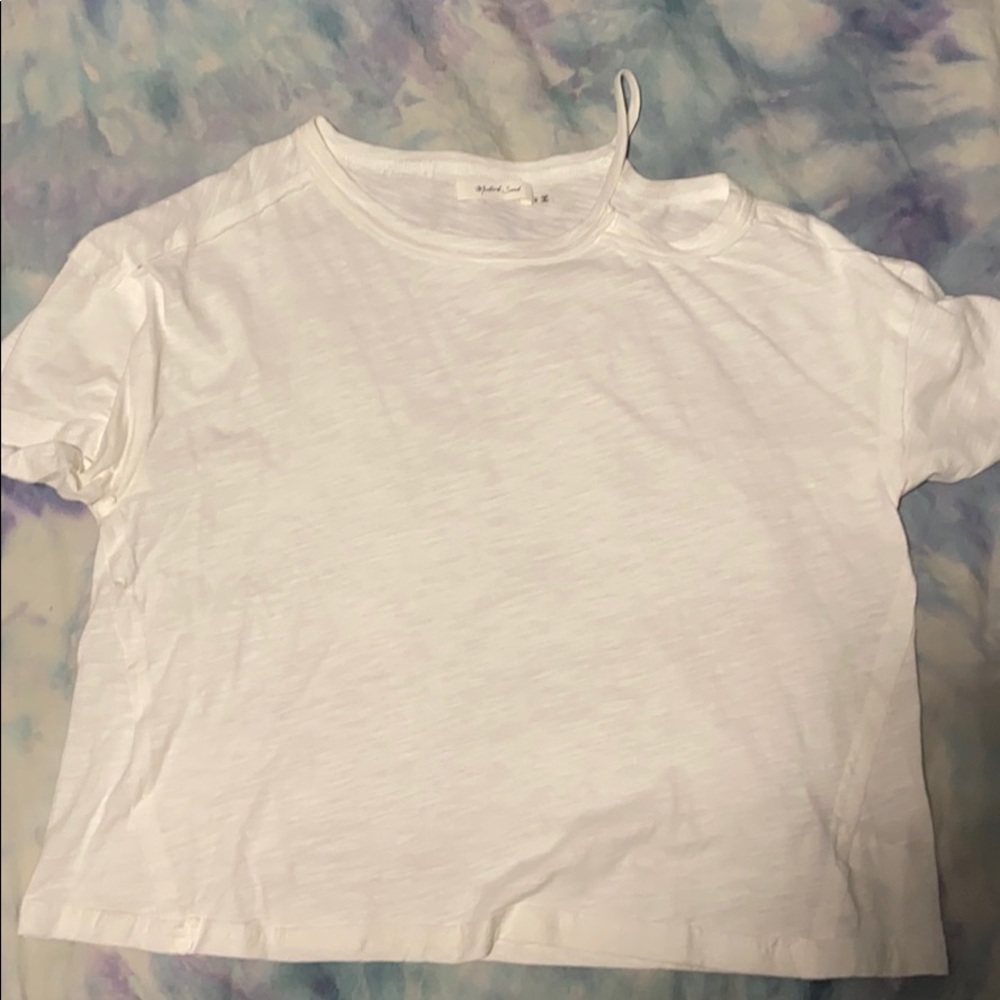 white tee